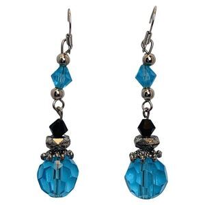 Teal Blue Faceted Glass Silver Tone Sparkly Dangle Drop Pierced Earrings